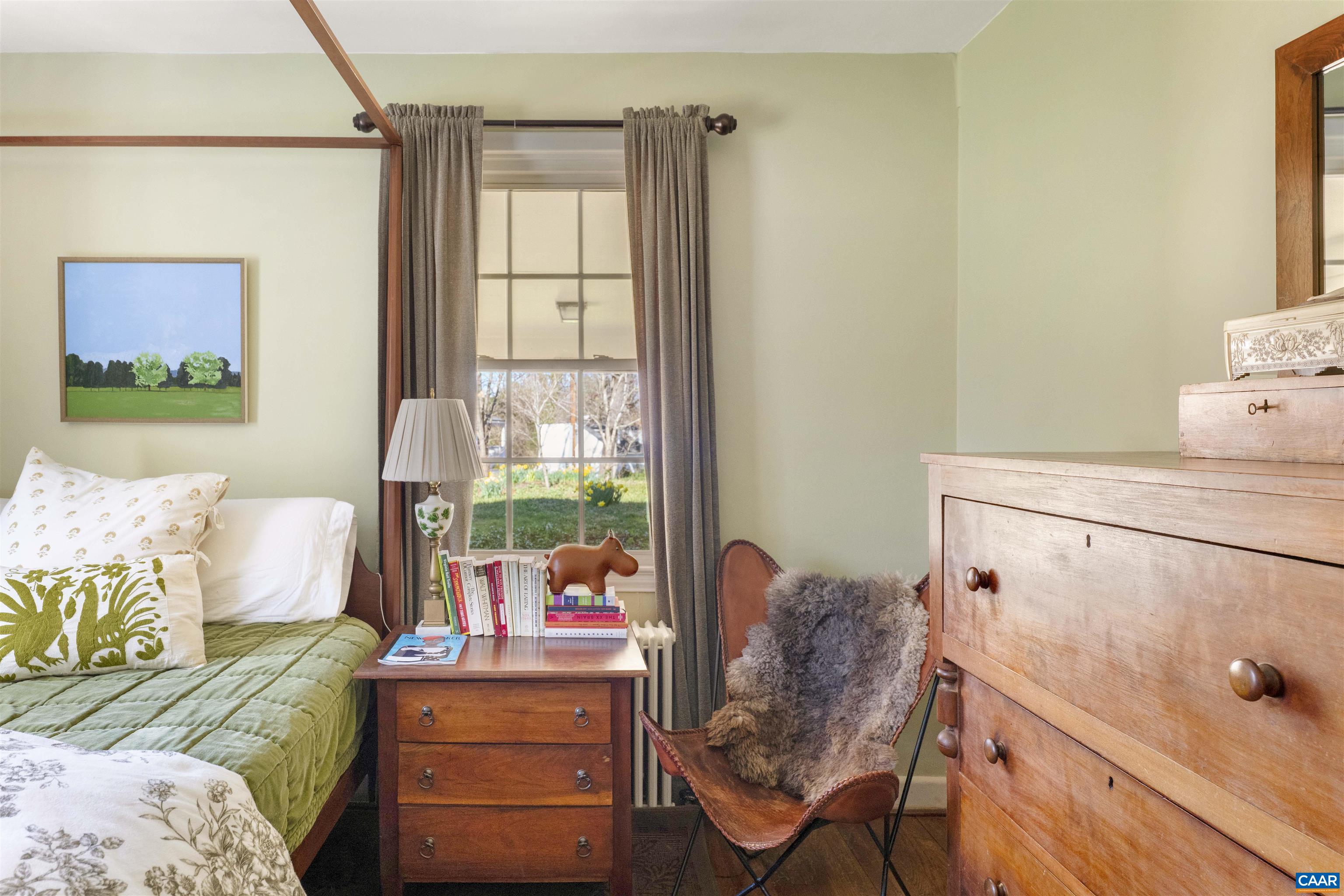 1618 Greenleaf Lane Charlottesville, VA 22903 - Photo 15 of 37 a living room with furniture and a window