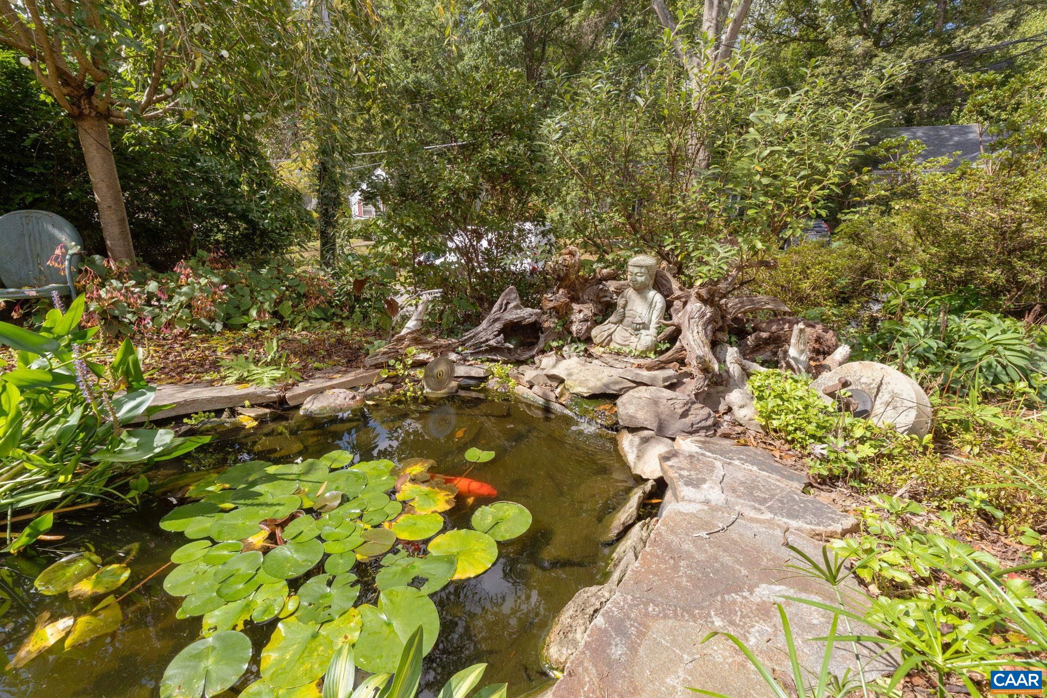 1618 Greenleaf Lane Charlottesville, VA 22903 - Photo 3 of 37