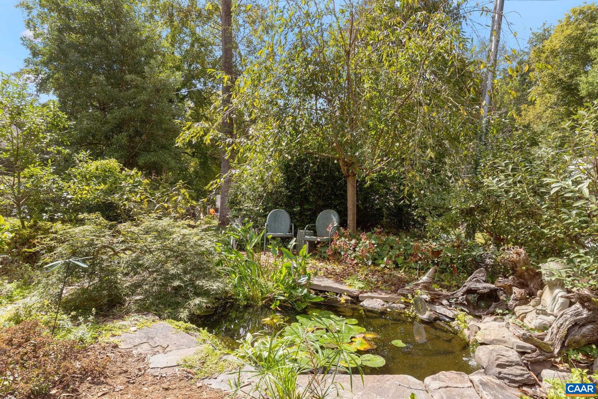 1618 Greenleaf Lane Charlottesville, VA 22903 - Photo 33 of 37 a backyard of a house