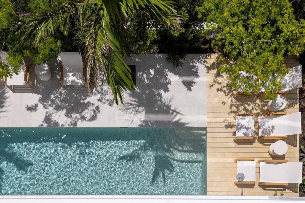 509 Golden Gate Point, Unit 3 Sarasota, FL 34236 - Photo 26 of 27 a view of a yard