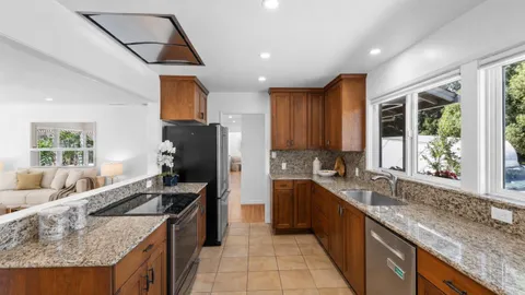 $2,398,000 | 2 Burnham Court, San Carlos, CA 94070