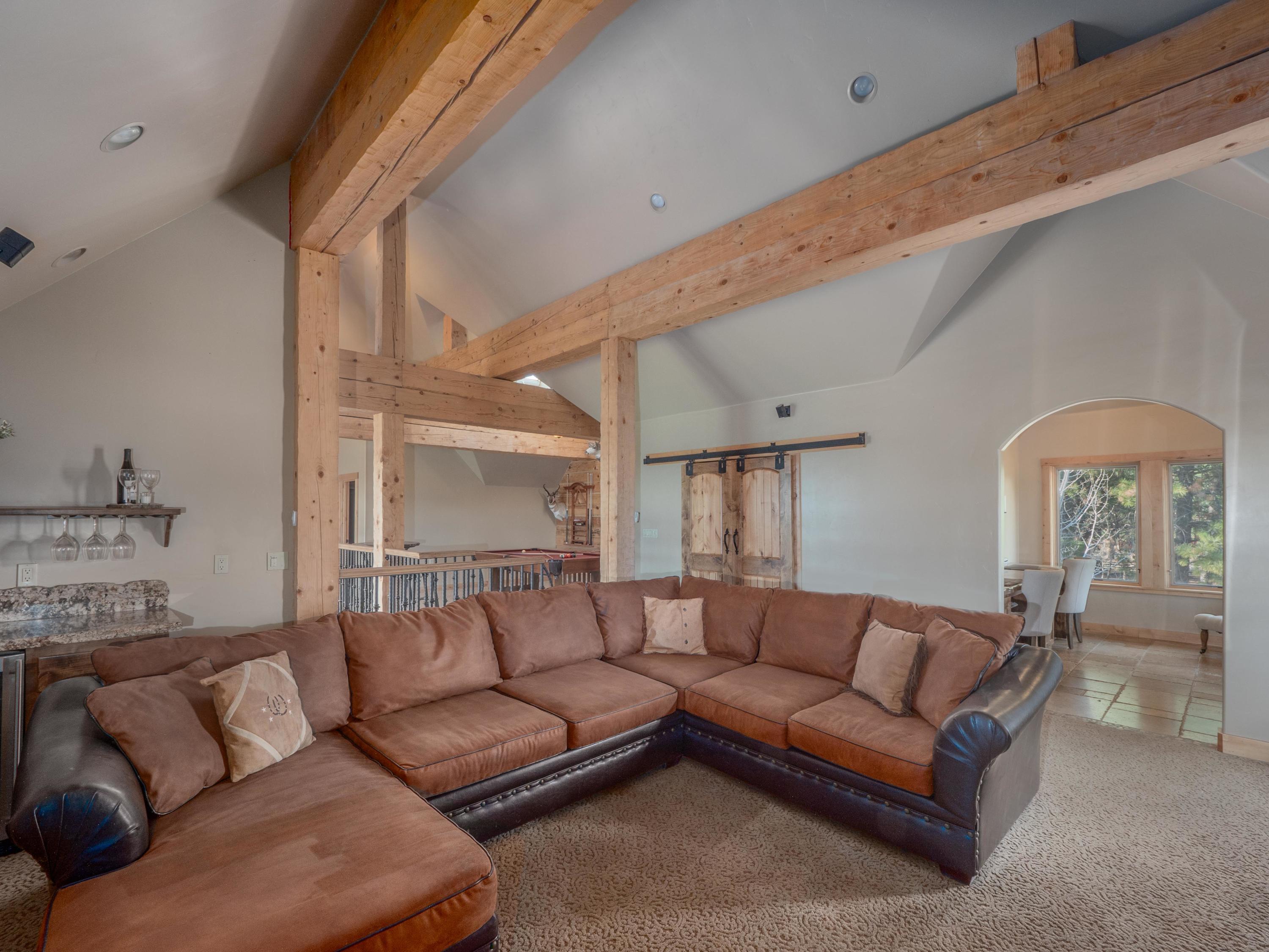 40900 Brown Road Fall River Mills, CA 96028 - Photo 25 of 72 a living room with furniture