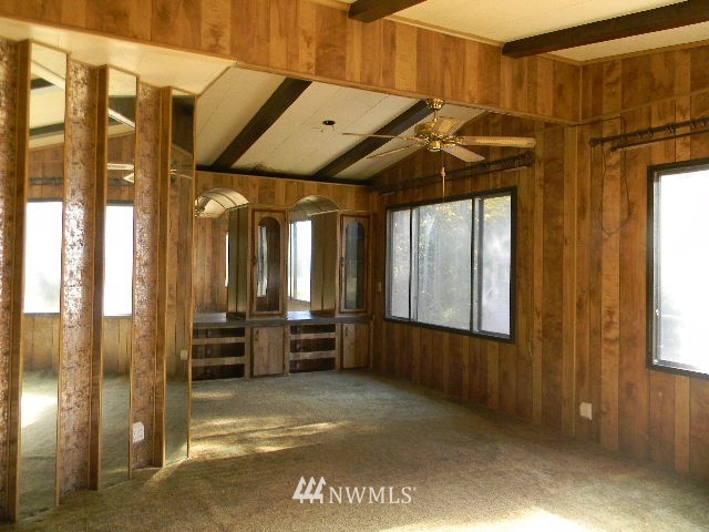 4790-4792 East Grapeview Loop Road Allyn, WA 98524 - Photo 7 of 24 Gallery Image 7