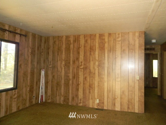 4790-4792 East Grapeview Loop Road Allyn, WA 98524 - Photo 8 of 24 Gallery Image 8