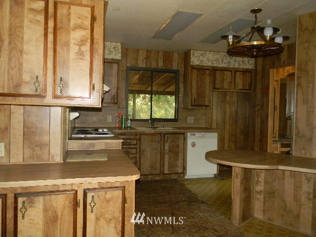 4790-4792 East Grapeview Loop Road Allyn, WA 98524 - Photo 10 of 24 Gallery Image 10