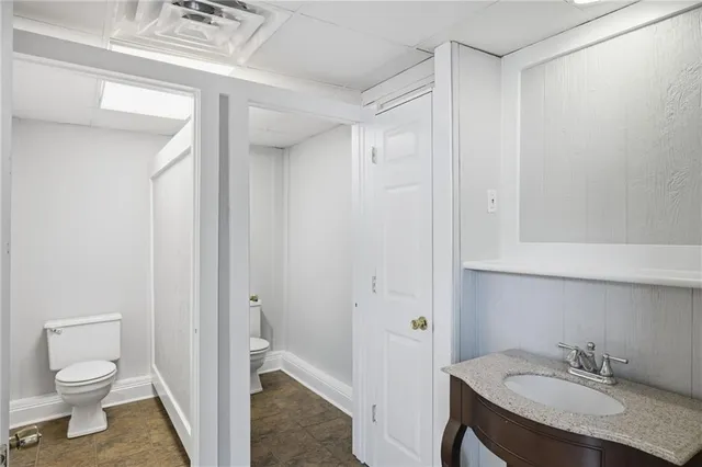 a house view with a swimming pool