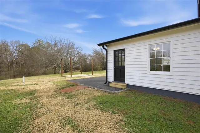 $595,000 | 4002 Joe Frank Harris Parkway Northwest, Adairsville, GA 30103