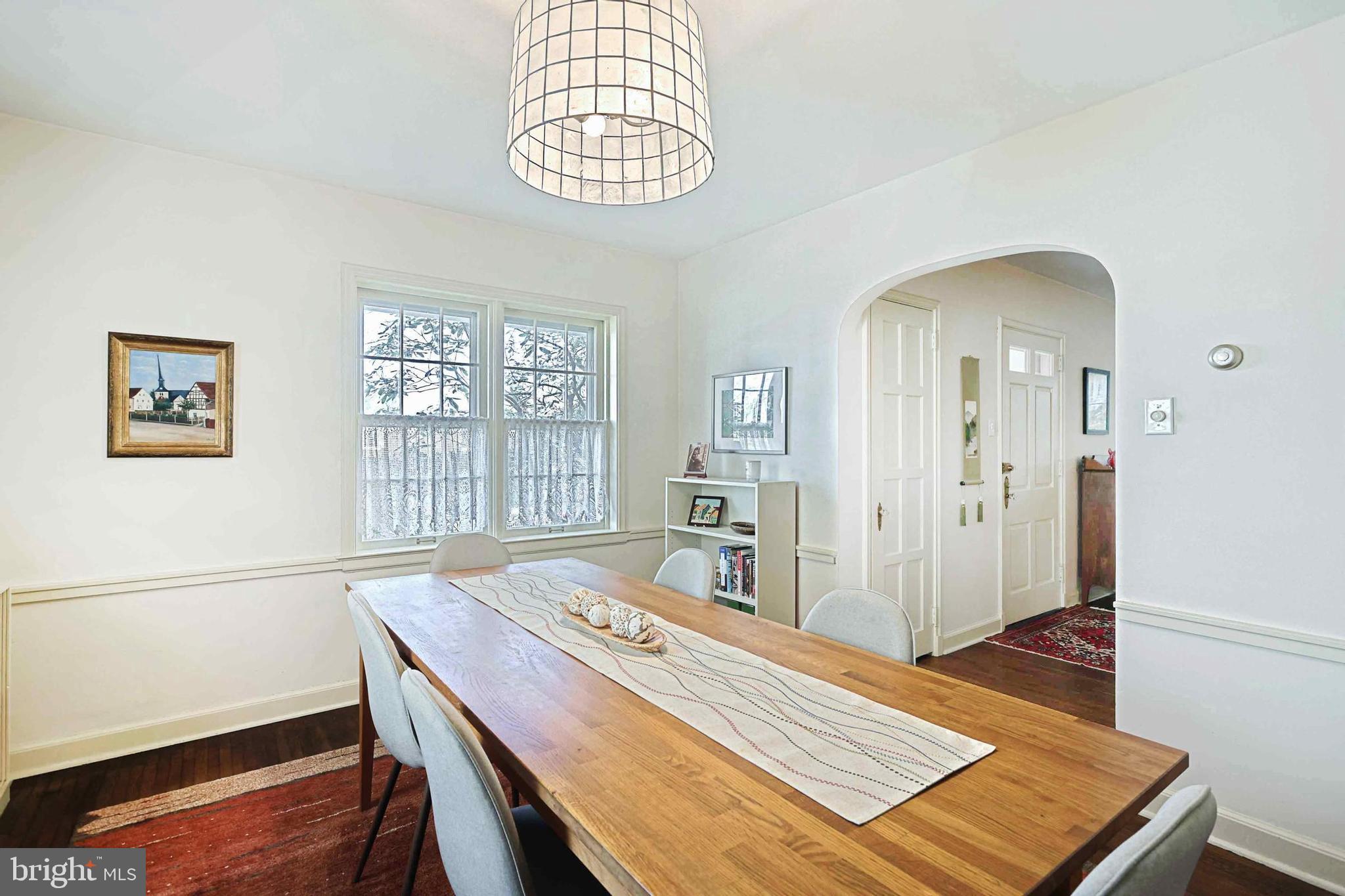 342 Creston Road York, PA 17403 - Photo 12 of 28 Gallery Image 12