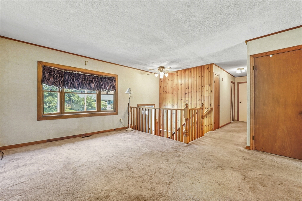 164 Peter Salem Road Leicester, MA 01524 - Photo 3 of 30 Gallery Image 3