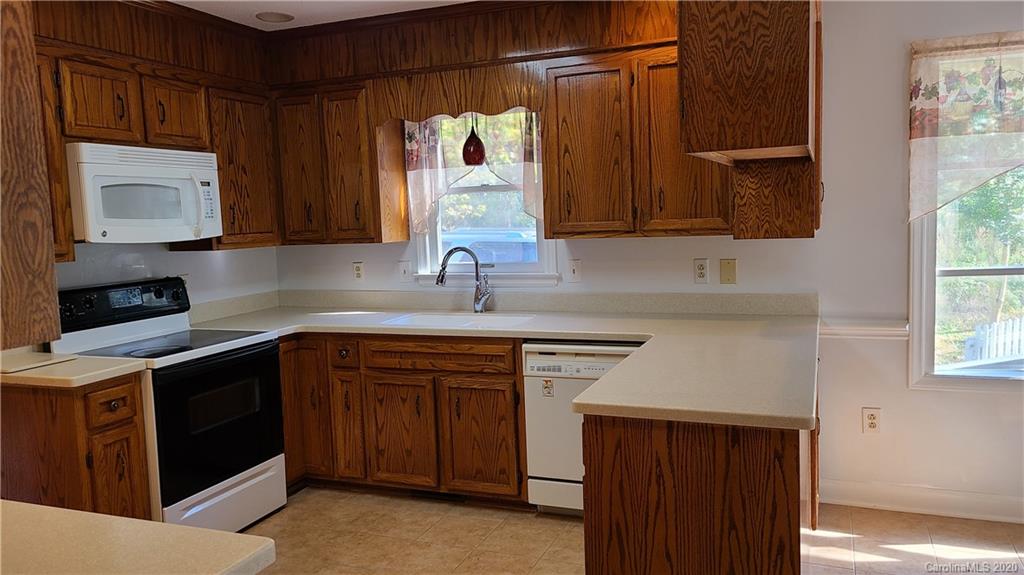 3720 Spring Drive Midland, NC 28107 - Photo 11 of 35 Gallery Image 11