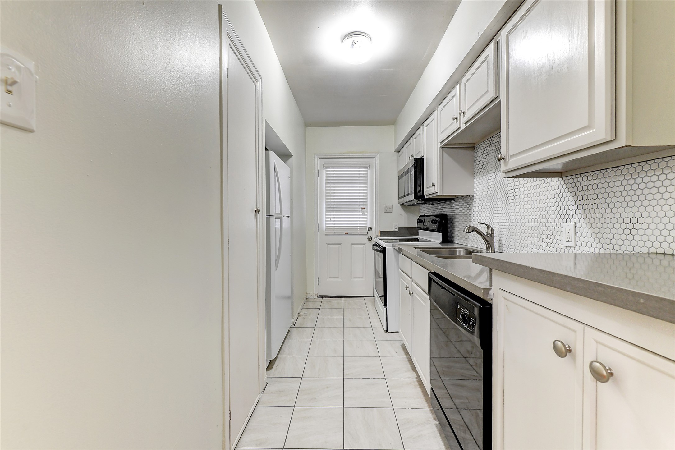 2509 Shakespeare Street, Unit 1 Houston, TX 77030 - Photo 10 of 16