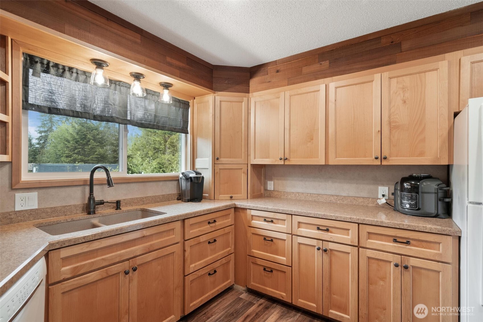 37 Bush Creek Road Elma, WA 98541 - Photo 12 of 40 Gallery Image 12