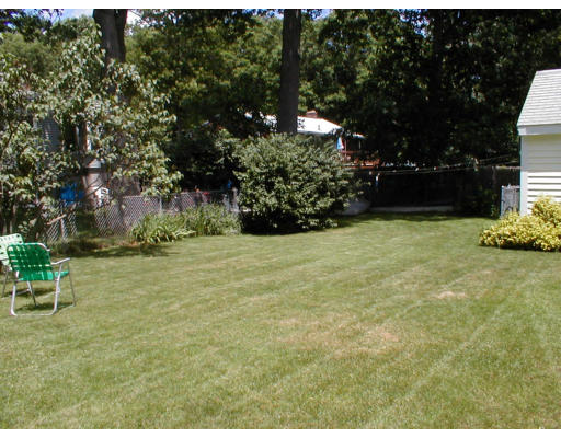 10 Marjorie Road Wilmington, MA 01887 - Photo 6 of 6 Gallery Image 6