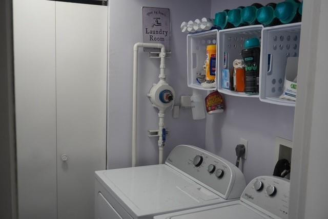 8871 Wiles Road, Unit 201 Coral Springs, FL 33067 - Photo 68 of 70 a bathroom with a bathtub and shower