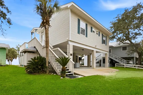 $1,463,000 | 4016 St Teresa Avenue, Sopchoppy, FL 32358