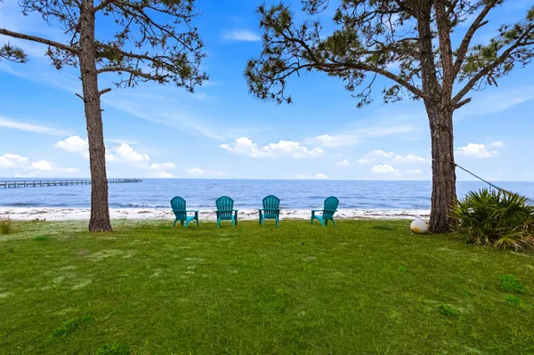$1,463,000 | 4016 St Teresa Avenue, Sopchoppy, FL 32358