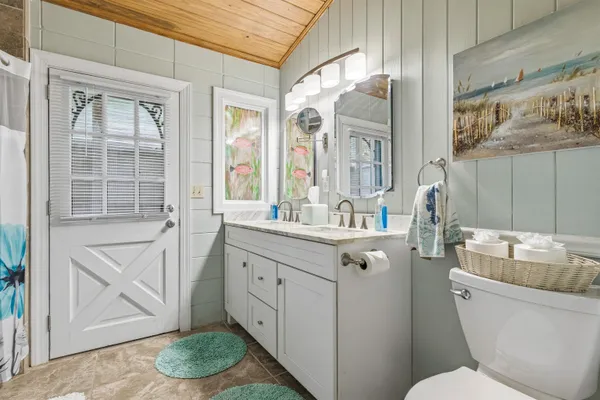 $1,463,000 | 4016 St Teresa Avenue, Sopchoppy, FL 32358