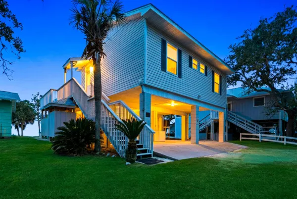 $1,463,000 | 4016 St Teresa Avenue, Sopchoppy, FL 32358