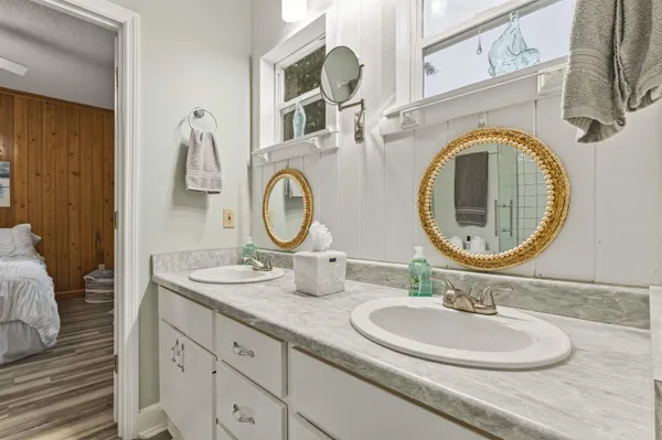 $1,463,000 | 4016 St Teresa Avenue, Sopchoppy, FL 32358