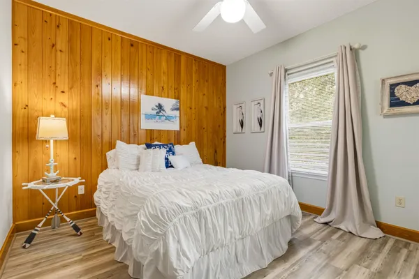 $1,463,000 | 4016 St Teresa Avenue, Sopchoppy, FL 32358
