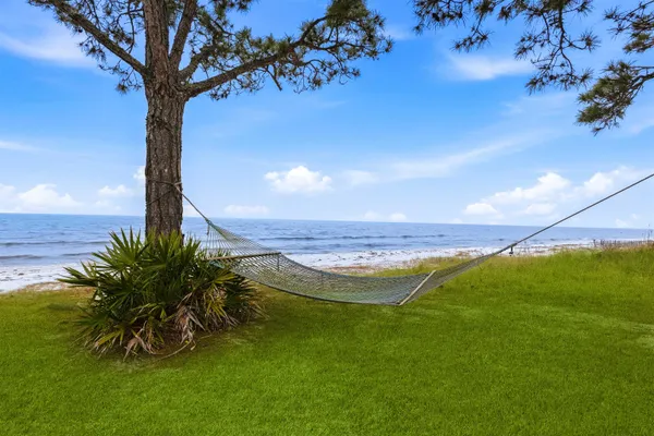 $1,463,000 | 4016 St Teresa Avenue, Sopchoppy, FL 32358