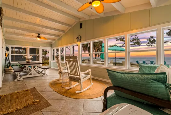$1,463,000 | 4016 St Teresa Avenue, Sopchoppy, FL 32358