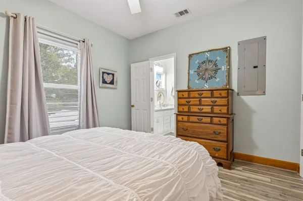 $1,463,000 | 4016 St Teresa Avenue, Sopchoppy, FL 32358