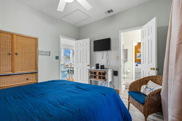 $1,463,000 | 4016 St Teresa Avenue, Sopchoppy, FL 32358