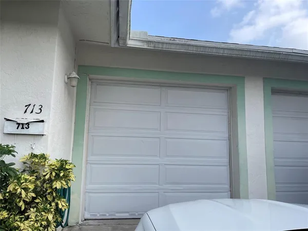 $2,800 | 713 Northeast 4th Street, Hallandale Beach, FL 33009