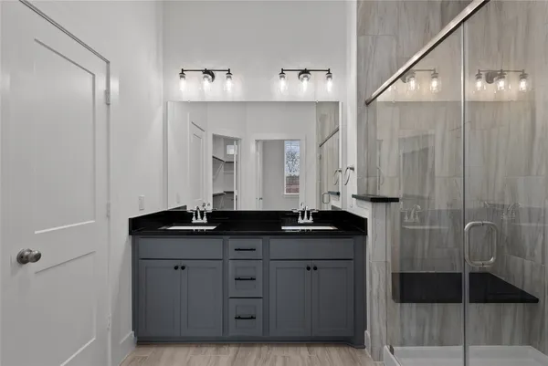 $2,600 | 4935 Anders Lane, Iowa Colony, TX 77583