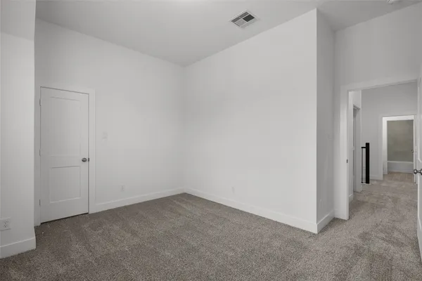 $2,600 | 4935 Anders Lane, Iowa Colony, TX 77583