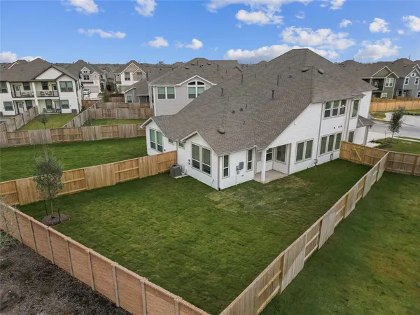 $2,600 | 4935 Anders Lane, Iowa Colony, TX 77583