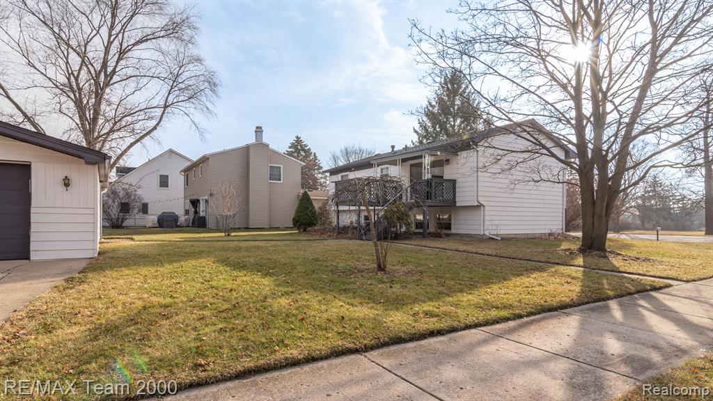 44820 Joy Road Plymouth, MI 48170 - Photo 10 of 41