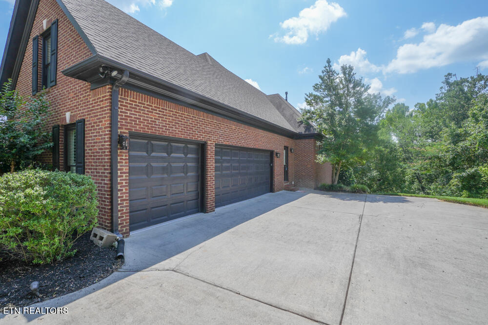 1768 Redgrave Road Knoxville, TN 37922 - Photo 3 of 57 DSC09165