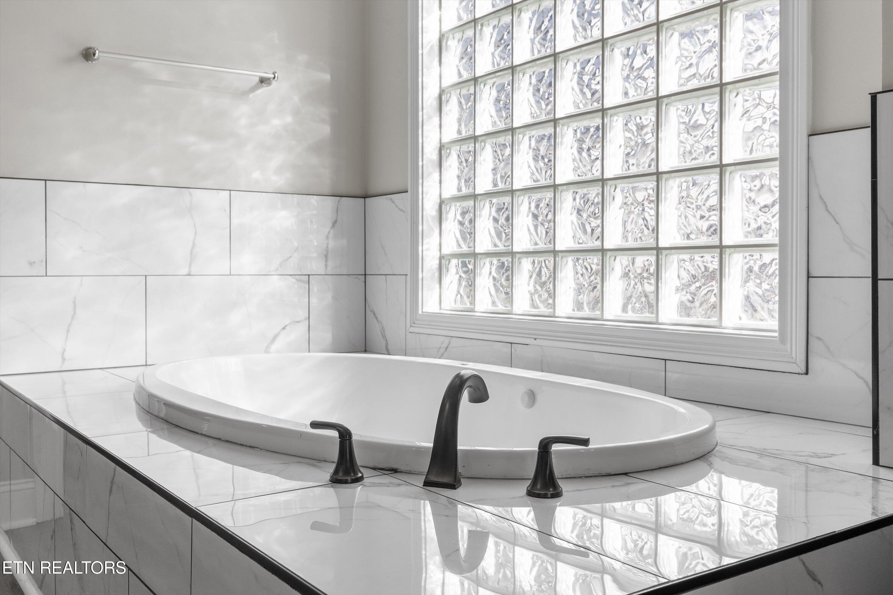 1768 Redgrave Road Knoxville, TN 37922 - Photo 31 of 57 26-1768 Redgrave Rd-40