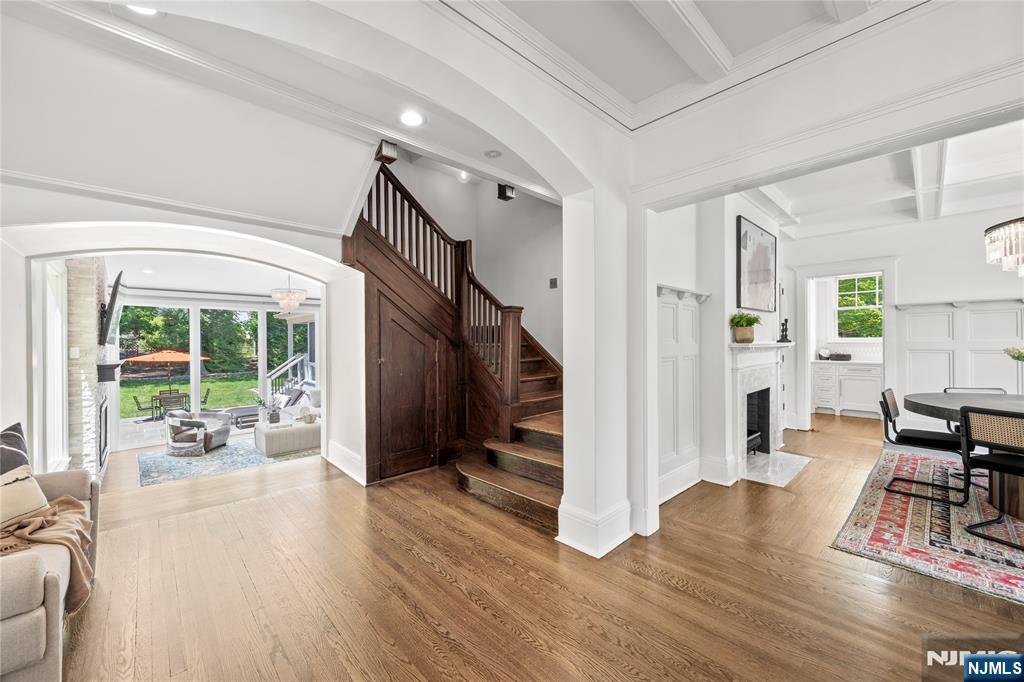 48 Edgemont Road Montclair, NJ 07042 - Photo 3 of 47