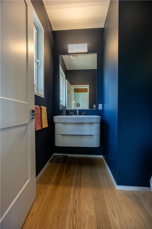 1448 Mohegan Trail Block Island, RI 02807 - Photo 14 of 47 Half Bath