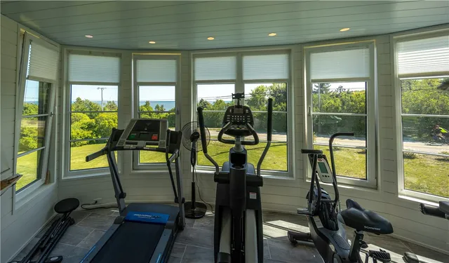 $3,900,000 | 1448 Mohegan Trail, Block Island, RI 02807