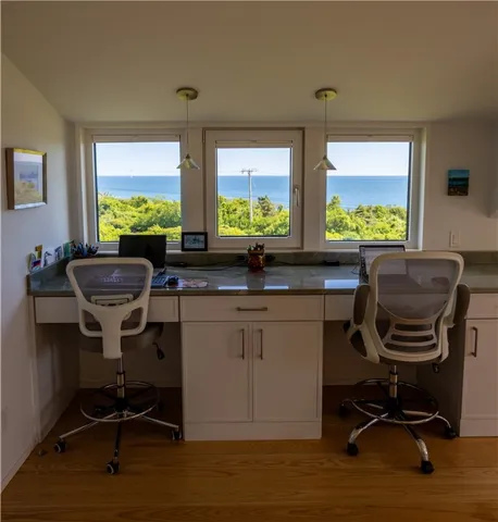 $3,900,000 | 1448 Mohegan Trail, Block Island, RI 02807