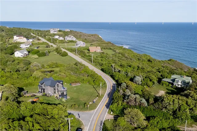 $3,900,000 | 1448 Mohegan Trail, Block Island, RI 02807