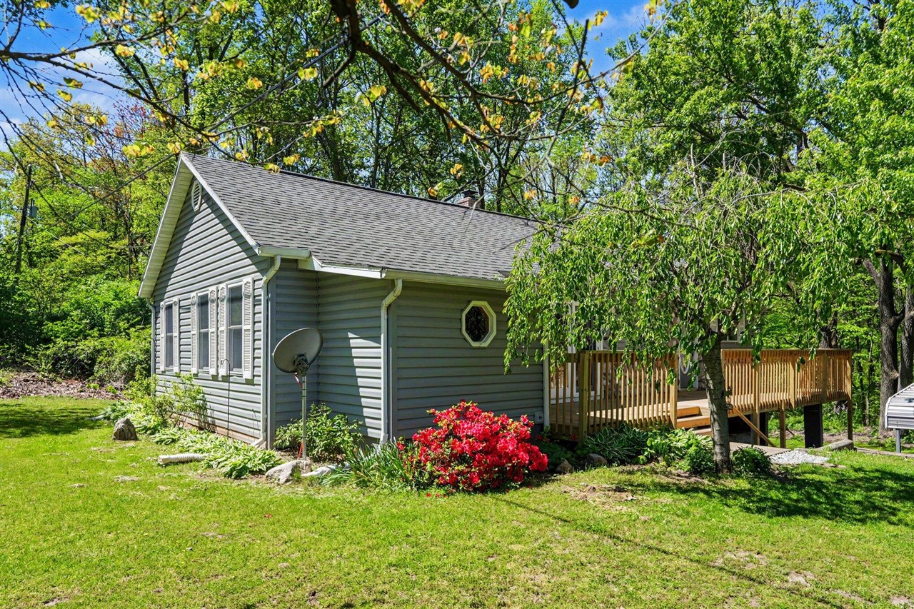 310 South Philip Road Niles, MI 49120 - Photo 5 of 32