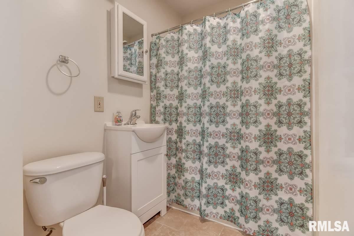 1157 West Elliott Avenue Springfield, IL 62702 - Photo 12 of 28