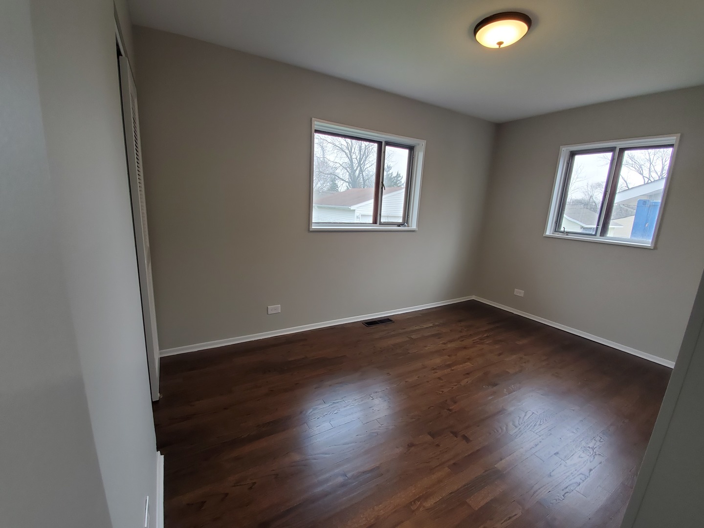 285 Payson Street Hoffman Estates, IL 60169 - Photo 6 of 12