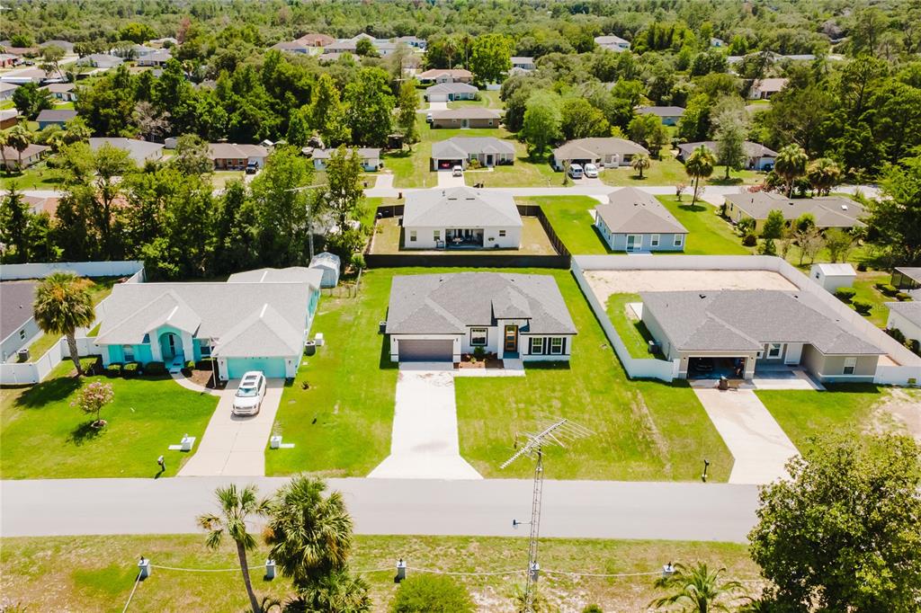 3324 Southwest 137th Loop Ocala, FL 34473 - Photo 5 of 37