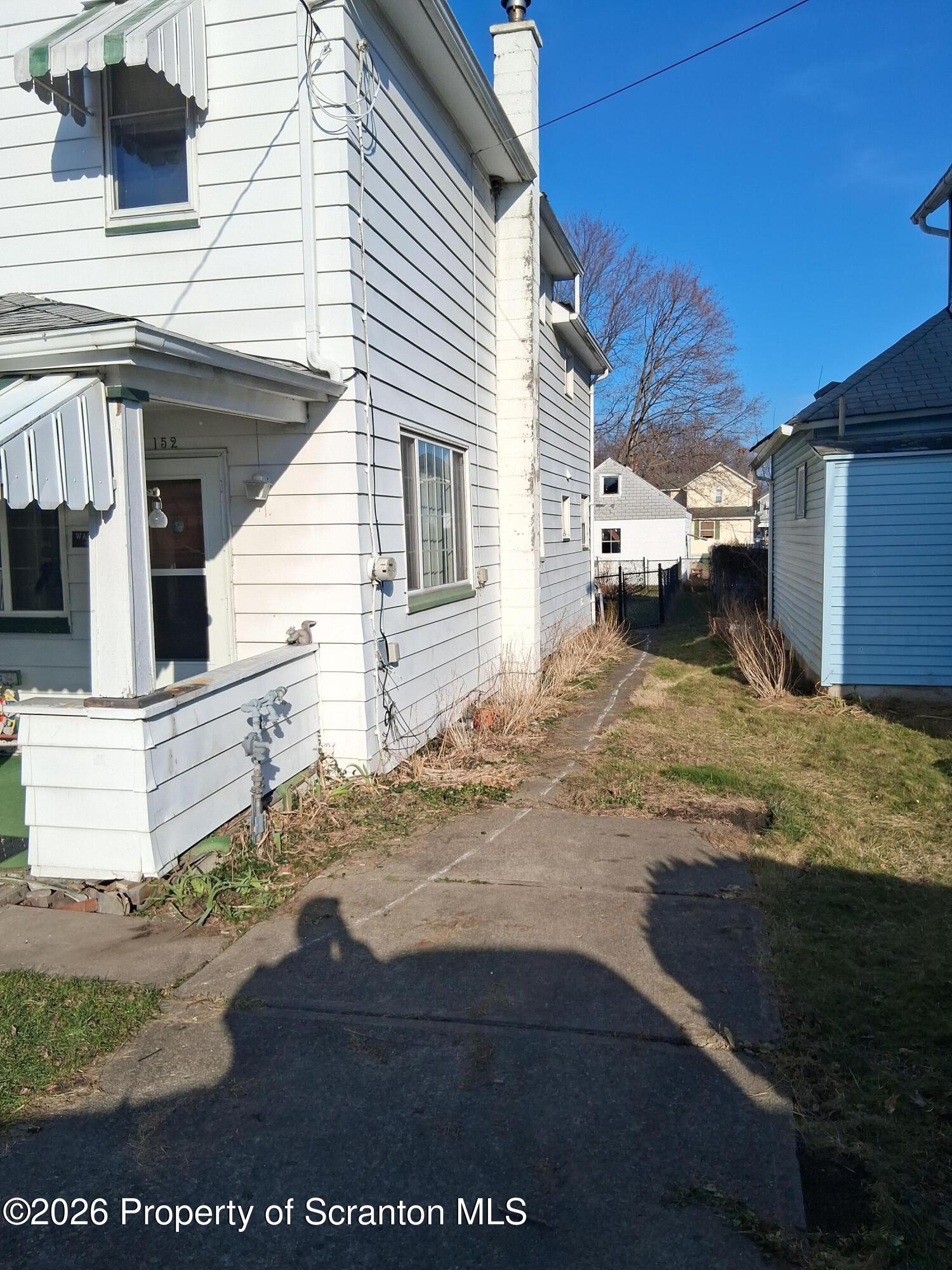 152 Valley Street Exeter, PA 18643 - Photo 6 of 25 20260112_141447