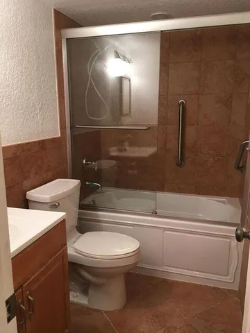 $1,550 | 4838 Esedra Court, Unit 201, Lake Worth, FL 33467