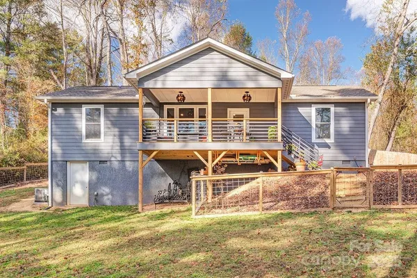 $434,000 | 15 Edmond Woods Place, Fairview, NC 28730
