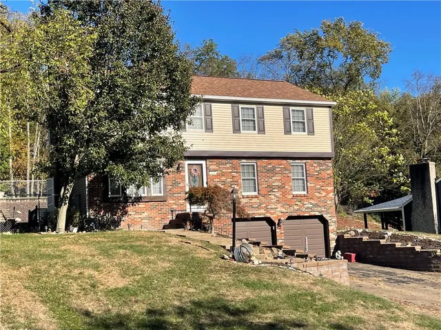 $449,900 | 210 Lakeside Drive, McKees Rocks, PA 15136