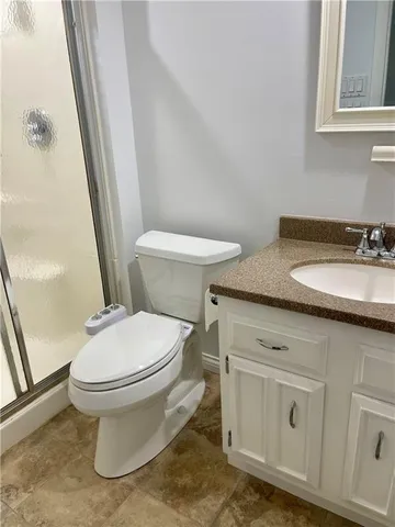 $449,900 | 210 Lakeside Drive, McKees Rocks, PA 15136