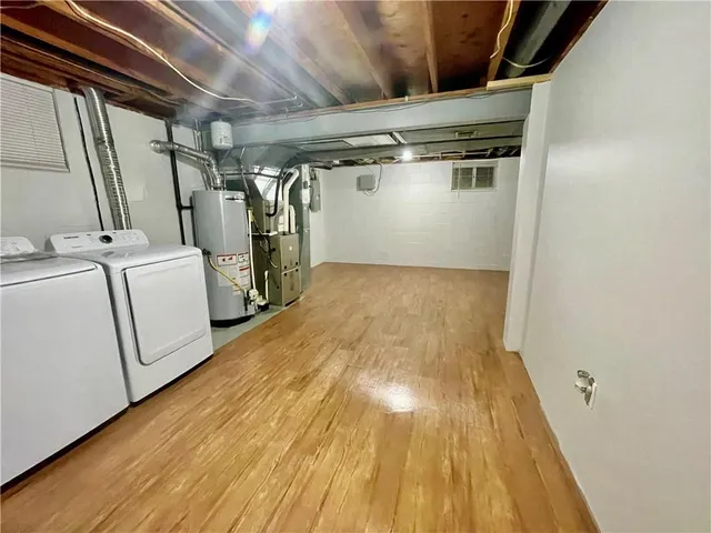 $449,900 | 210 Lakeside Drive, McKees Rocks, PA 15136